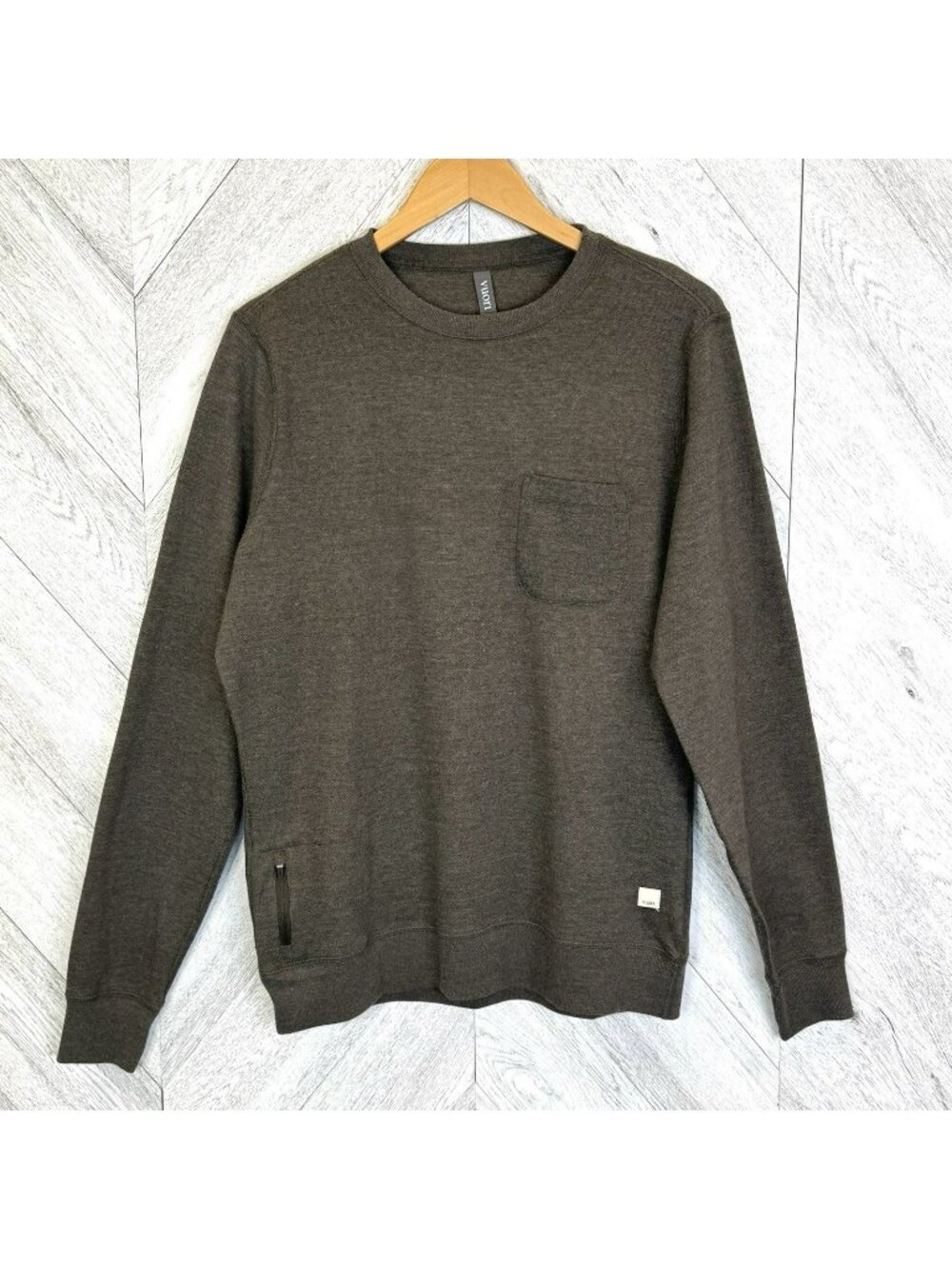Vuori Jeffreys Pullover Mens Medium Olive Green Brown Crewneck Sweatshirt V218